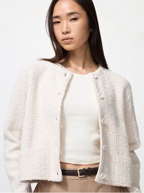 4/$20 - Uniqlo Knit Short White Ecru Cream Jacket Blazer (XS x-small)